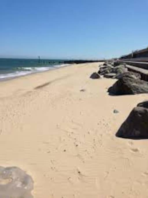 Barley Break - Beach Cottage Lessingham Extérieur photo