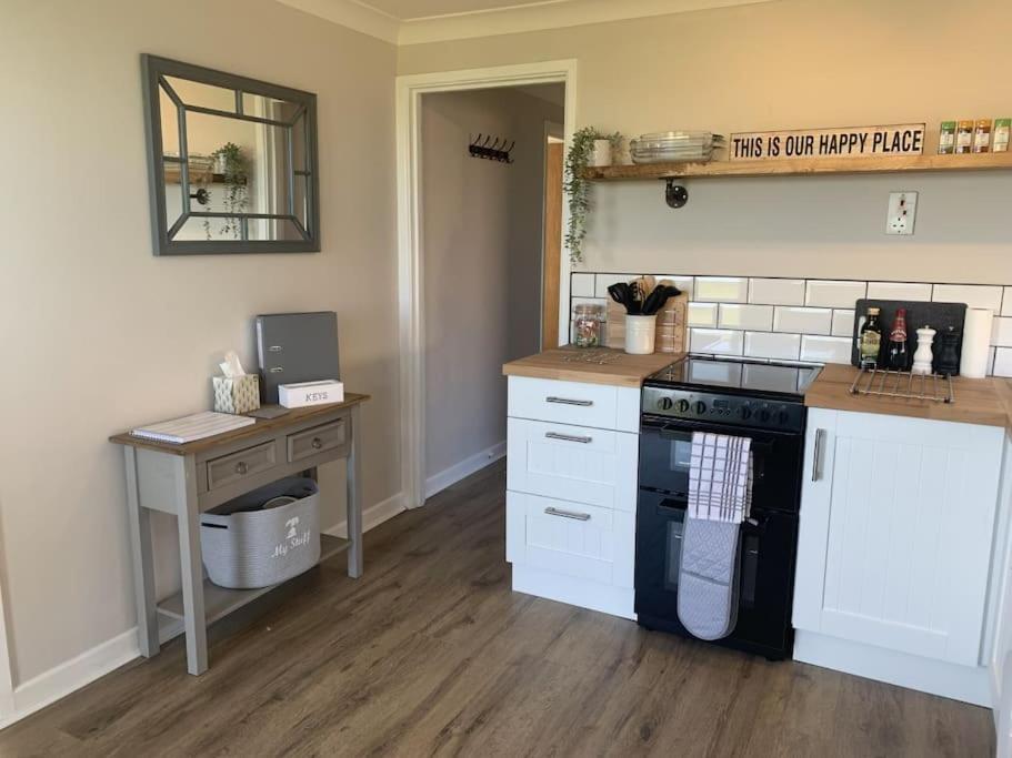 Barley Break - Beach Cottage Lessingham Extérieur photo
